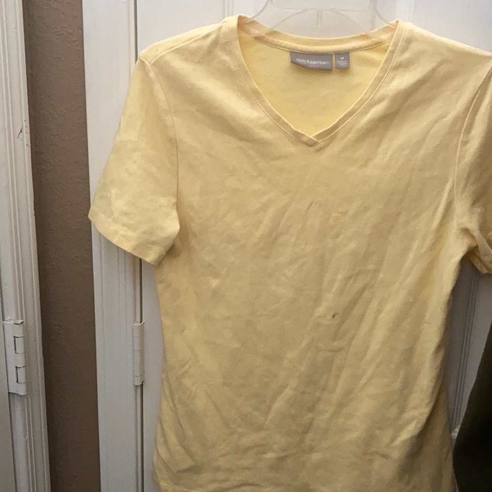 FINAL MARKDOWN Ladies’ Croft & Barrow Tee (M)